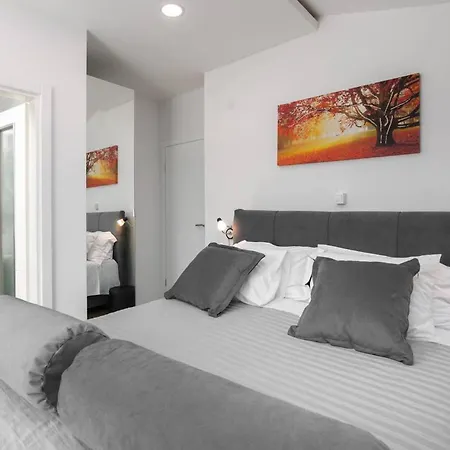 Fortuna Visnjan Feriehus Kolumbera