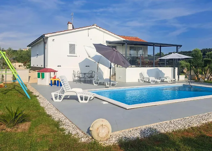 Fortuna Visnjan Casa vacanze *