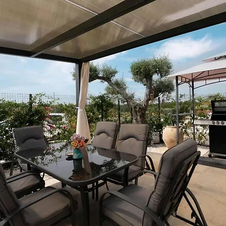 Semesterbostad Fortuna Visnjan *